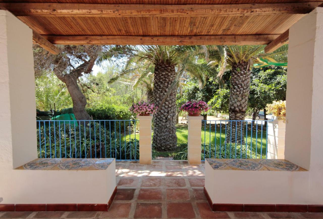 Villa Delle Terrazze Punta Secca Bagian luar foto