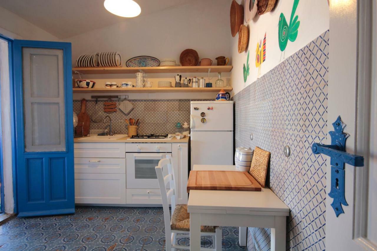 Villa Delle Terrazze Punta Secca Bagian luar foto