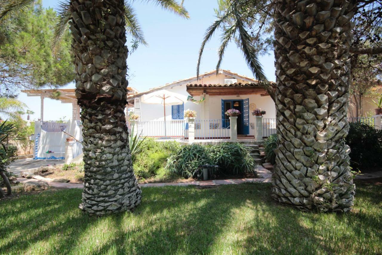 Villa Delle Terrazze Punta Secca Bagian luar foto